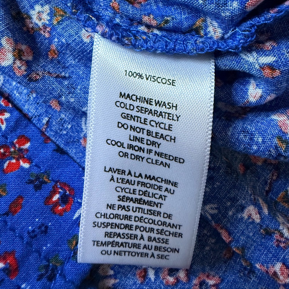 beachlunchlounge Blue Floral Button-Down Shirt, Size M, NWT - Picture 5 of 6